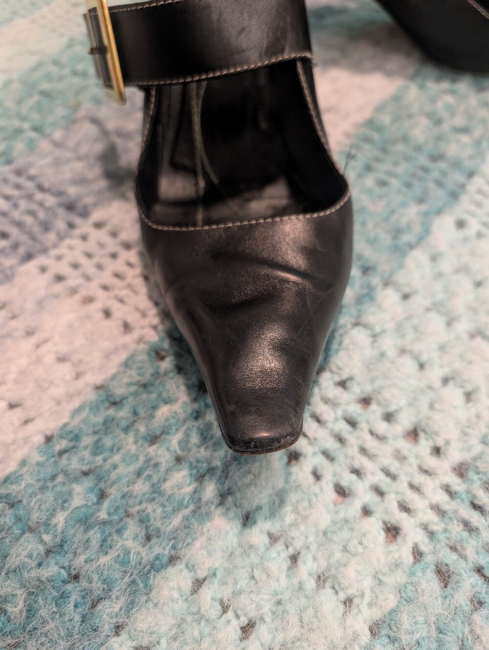 kate Spade Classic Black Pointed Mary Jane Pumps with Gold Buckle Size 8.5 - Picture 7 of 14